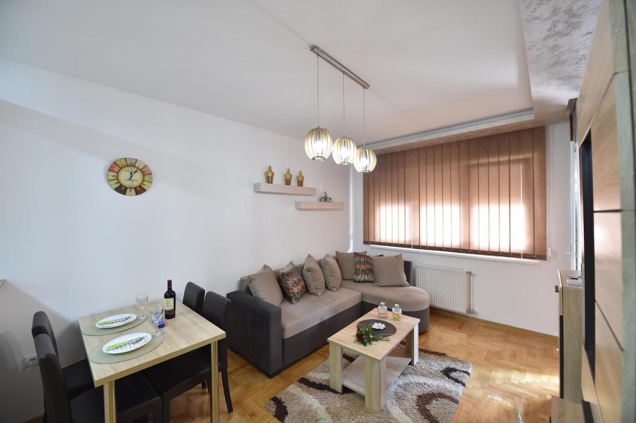 Apartment Sinisa With Garage Нови-Сад Экстерьер фото